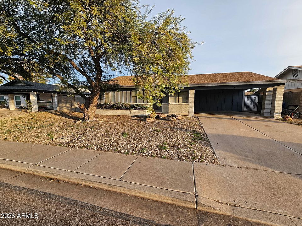 1st image of 902 E GLADE Avenue