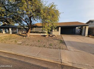 902 E Glade Ave, Mesa, AZ 85204