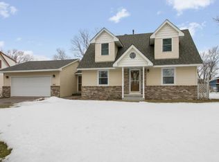 805 108th Ln NW, Coon Rapids, MN 55448