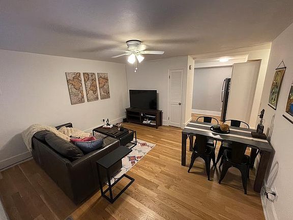 2nd image of 4616 N Wolcott Ave APT 107
