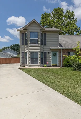 1810 Violet Ct Photo 1