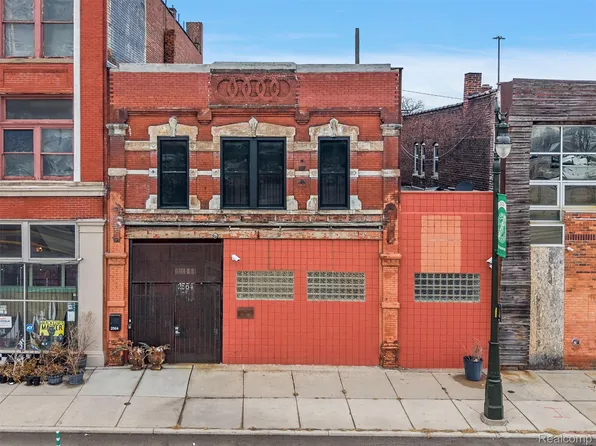 2566 Michigan Ave, Detroit, MI 48216