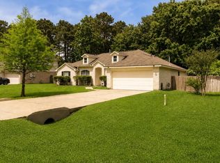 1102 Wiley Dr, Magnolia, TX 77354