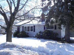 13 Macarthur Blvd, Danvers, MA 01923