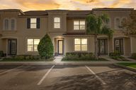 Carey Palm Cir - VT-001