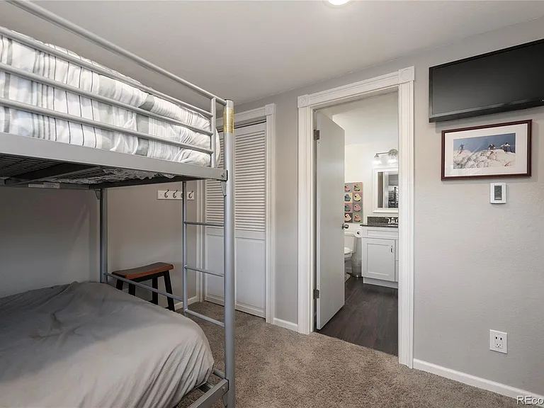 195 Village Dr #6-22 — Photo 12