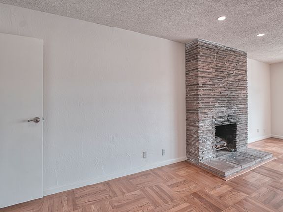 2nd image of 330 Higate Dr #A