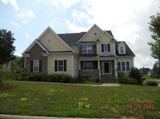 300 Wrenn Meadow Ct, Apex, NC 27539