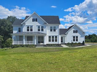 16044 Keymer Hill Ct, Hamilton, VA 20158