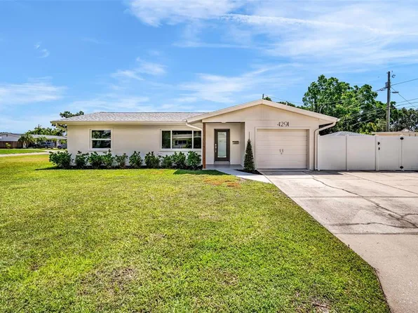 4291 Maple St NE, Saint Petersburg, FL 33703