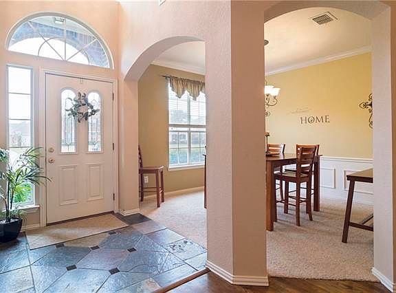 2nd image of 2707 Country Glen Ct