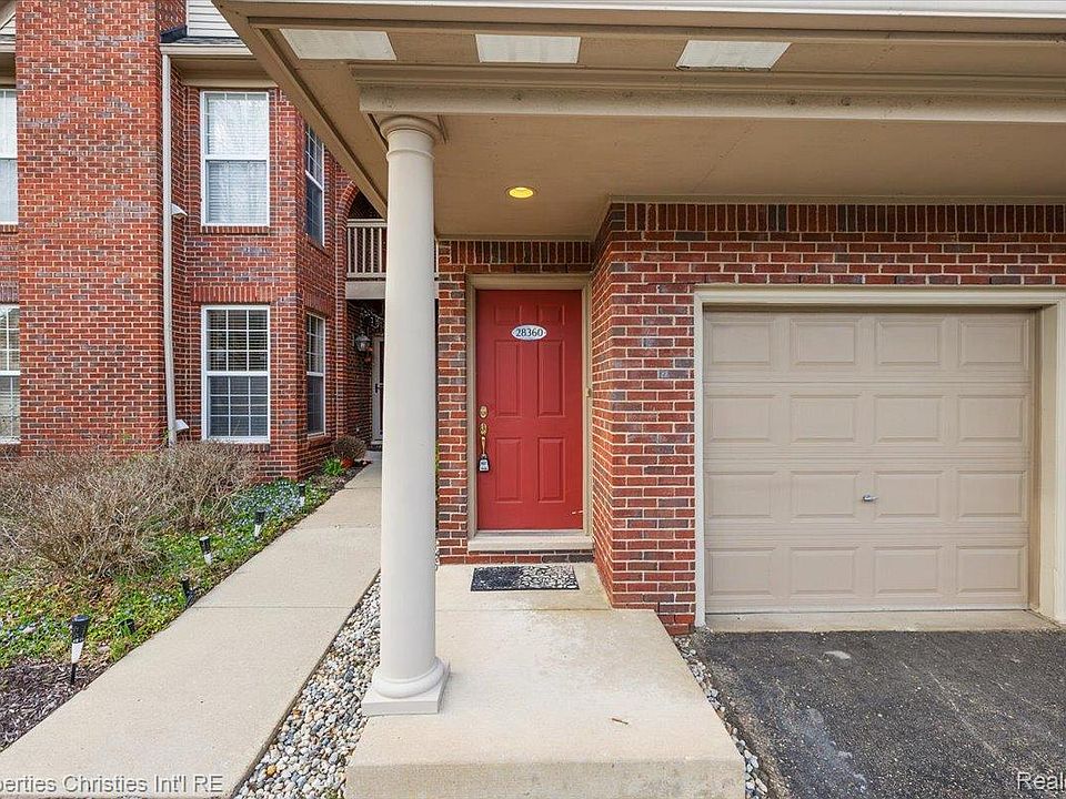 28360 Carlton Way Dr, Novi, MI 48377 | MLS #20261070107 | Zillow