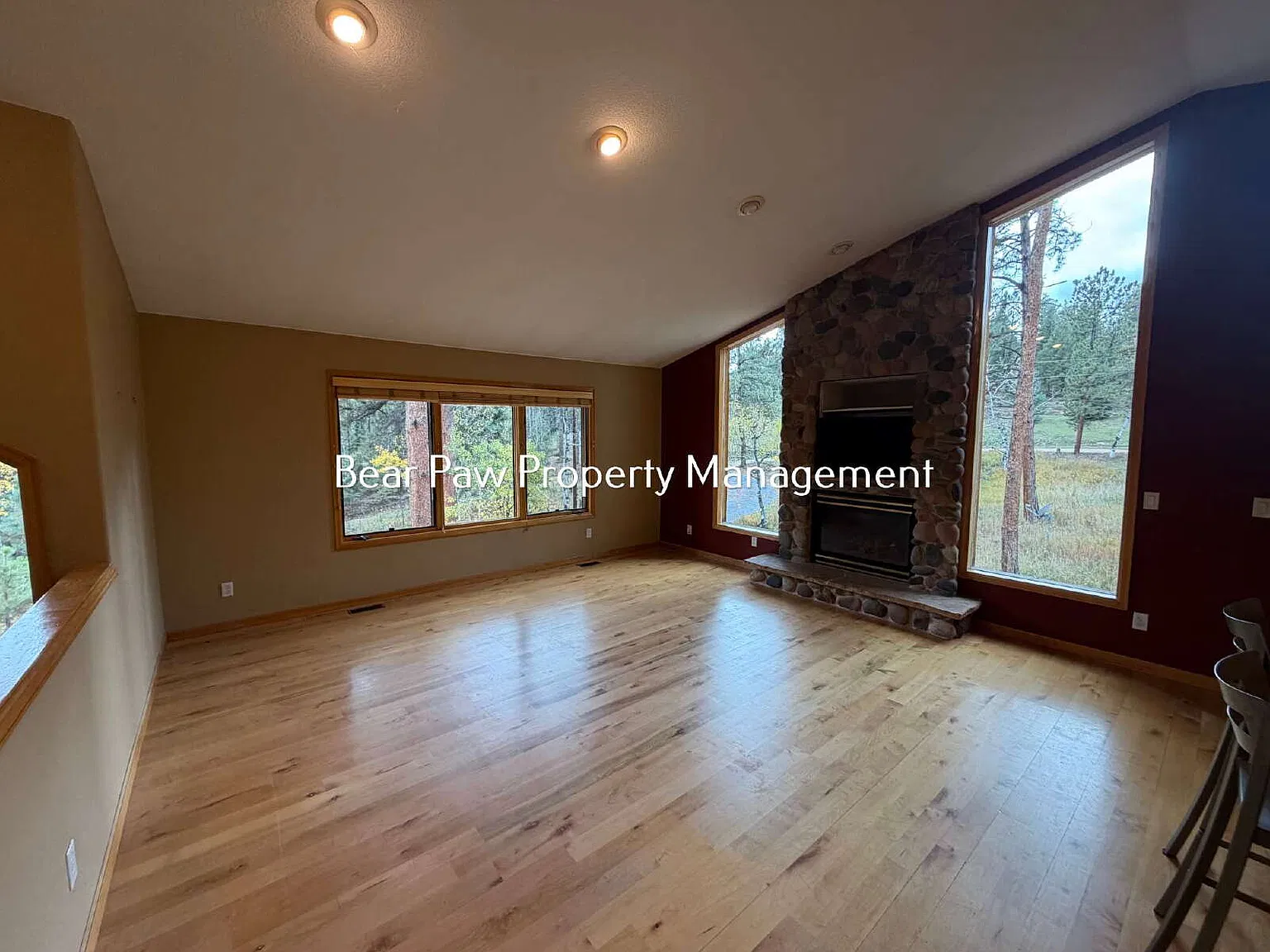 4 bed, 3.0 bath, 2175 sqft, $3,500 — Photo 3