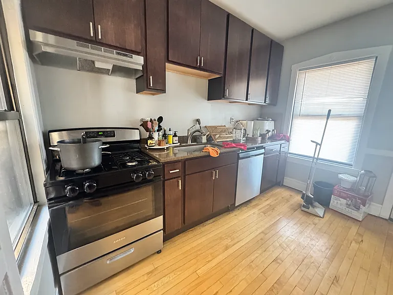 812 Carpenter Ave — Photo 8