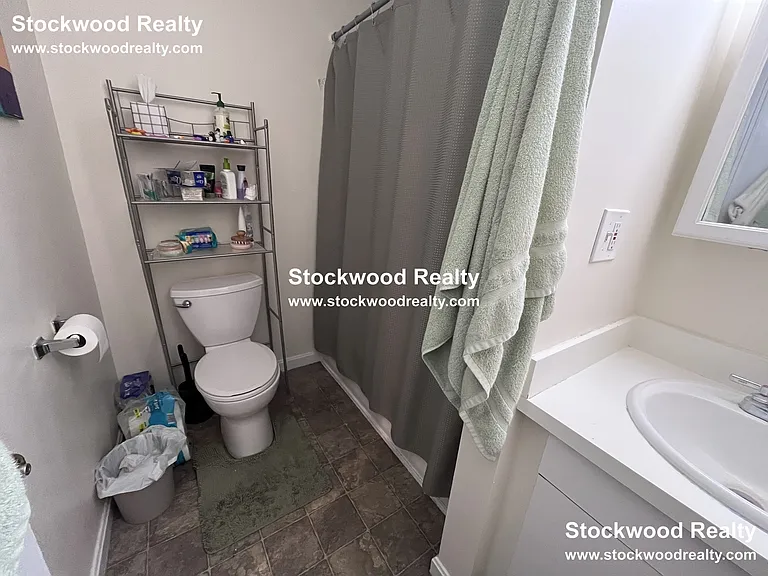 11 Gates St #1 — Photo 14