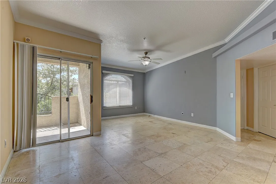 2 bed, 2.0 bath, 994 sqft, $1,295 — Photo 3
