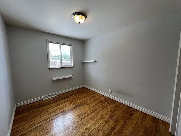7650 Julian St — Photo 8