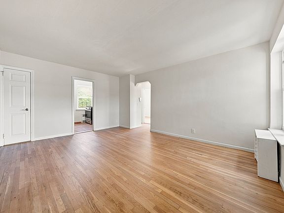 2nd image of 171-6 28th Ave #B