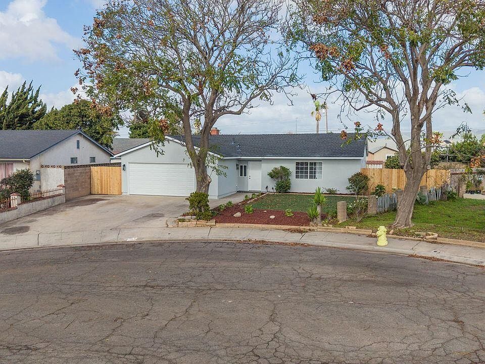 1st image of 1021 W Hermosa Dr