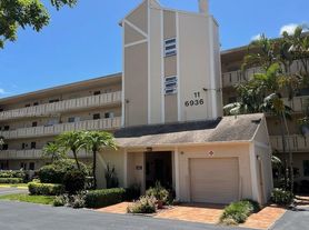 6936 Huntington Ln, Delray Beach, FL