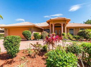 100 Sugarwood Cres, Royal Palm Beach, FL 33411