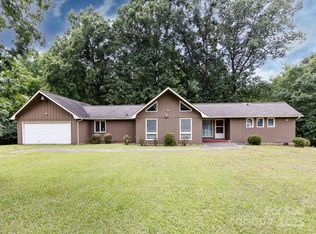 2923 Brooks Mill Ln, Wingate, NC 28174