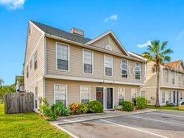 132 Douglas Rd W APT A, Oldsmar, FL 34677