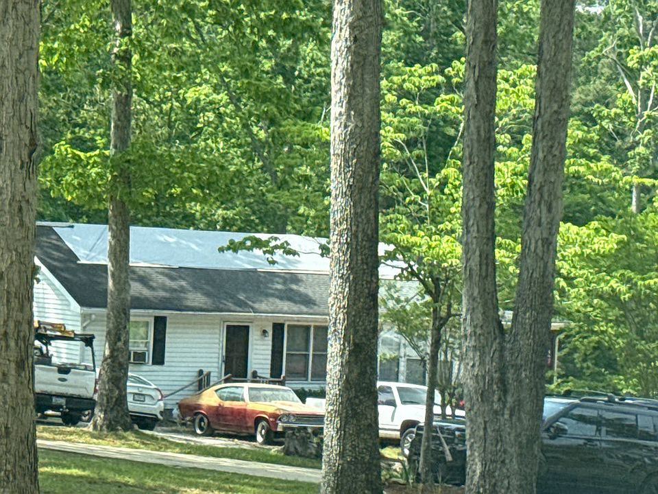 1st image of 283 Forest Shores Rd