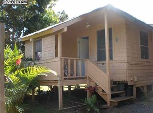 956 Kahealani St, Haiku, HI 96708