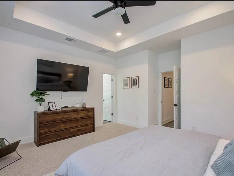 778 W Tidwell Rd #I — Photo 18