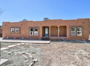 117 Sedillo Rd, Tijeras, NM 87059