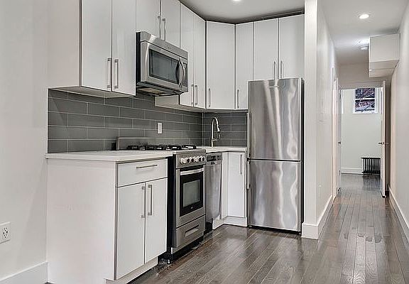 2nd image of 210 Avenue B #1NN