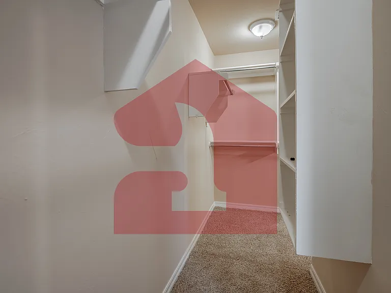 2711 Silvertree Dr — Photo 35