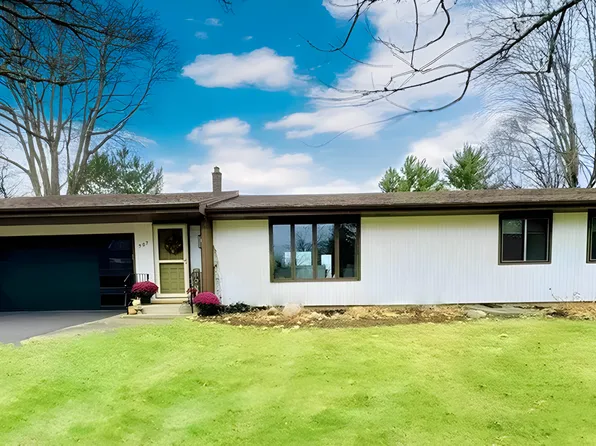 707 Wheaton Ave, Roseville, MN 55113