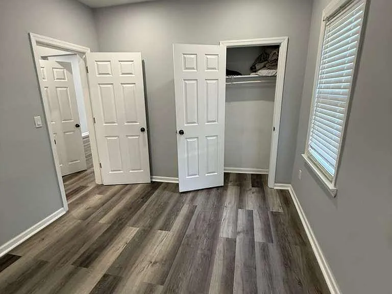 422 Bacheller Ave #2B — Photo 8