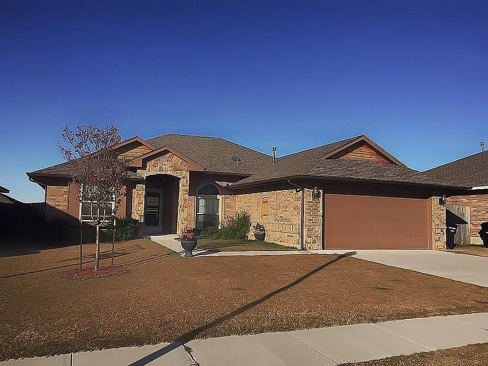 2nd image of 605 SW 44th St
