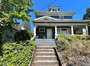3051 SE Belmont St #3, Portland, OR 97214