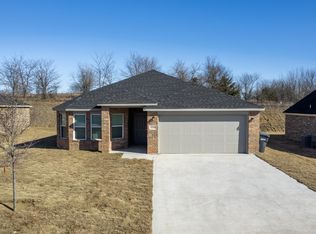 1038 Indian Plains Rd, Ardmore, OK 73401