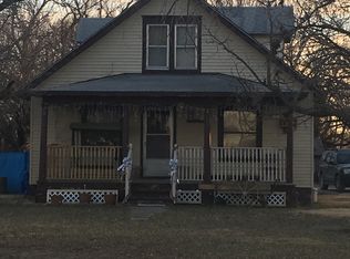 1460 E Schippel Rd, Salina, KS 67401