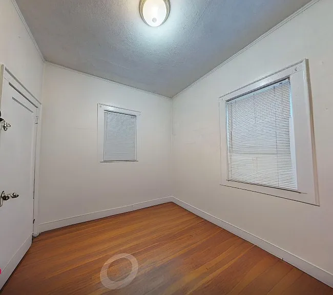 20-22 Holmes St — Photo 5