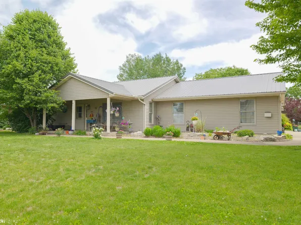 1716 Hillary Ave, Burlington, IA 52601