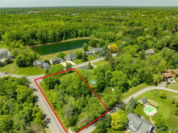 4455 Shisler Rd #4, Clarence, NY 14031