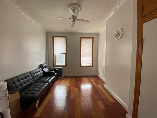 Rented by Parlor Real Estate Corp | media 23