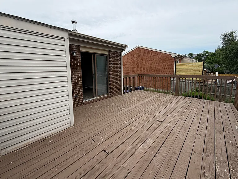546 El Paseo Pl — Photo 25
