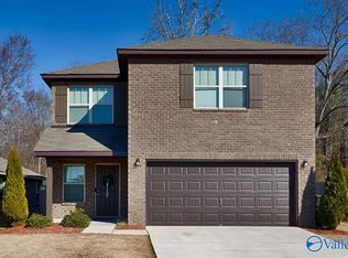 164 Winstead Cir, Owens X Rds, AL 35763