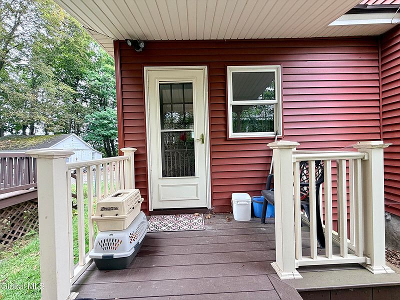 4th image of 9 Finlay Street