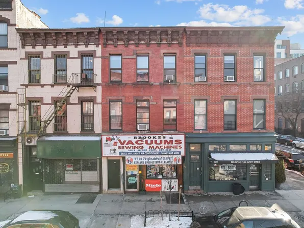 387 7th Ave, Brooklyn, NY 11215