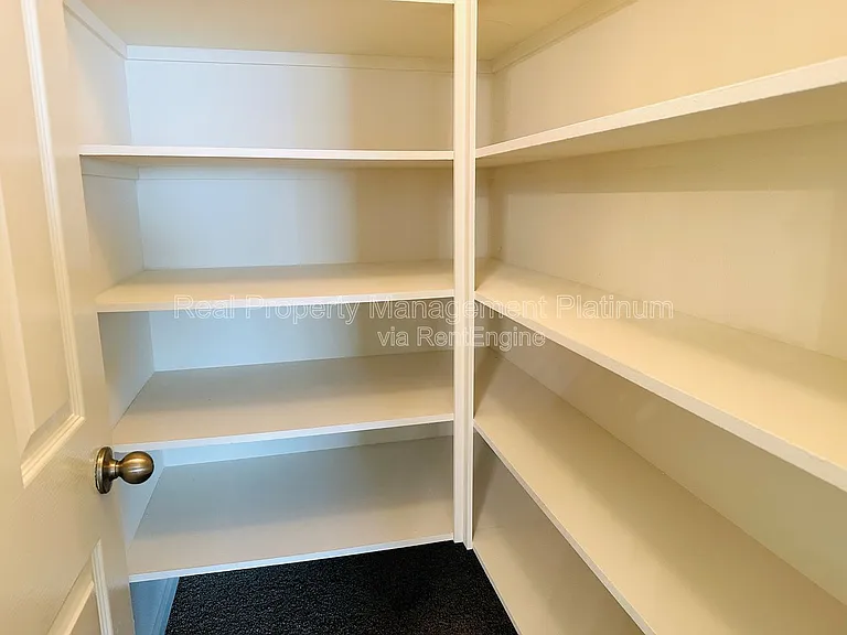 220 River Point — Photo 23
