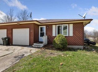 1826 Hollywood Blvd, Iowa City, IA 52240