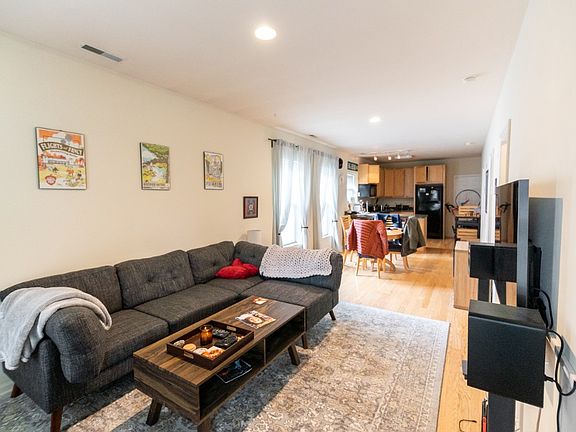 2nd image of 1756 W Crystal St #1F